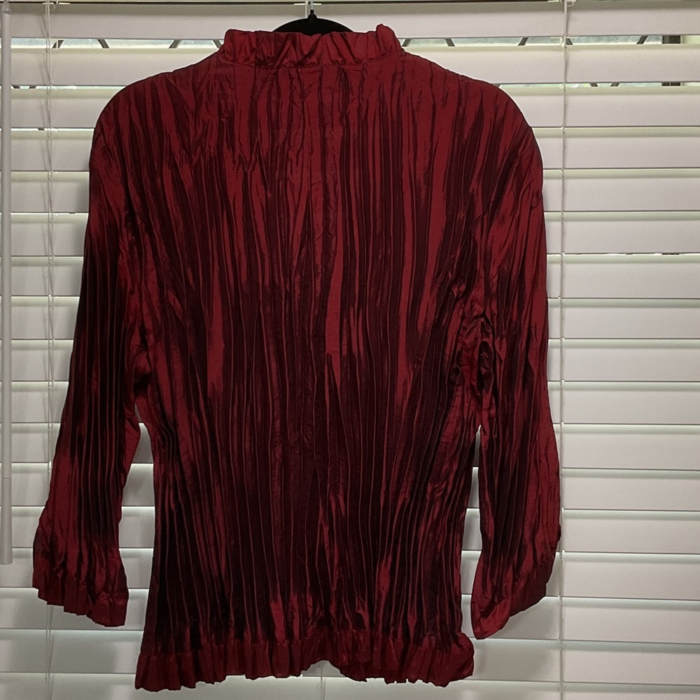 70’s Agora Wine Red Crinkled Button-Front Blouse with rhinestone buttons - Picture 3 of 4